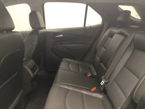 Used 2020 Chevrolet Equinox LT w/ Midnight Edition FWD image 18