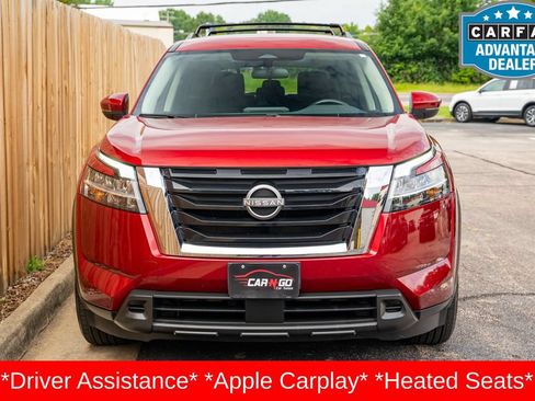 Used 2022 Nissan Pathfinder SV FWD image 2