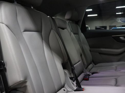 Used 2021 Audi Q7 3.0T Premium Plus w/ Premium Plus Package image 29