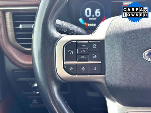 Used 2022 Ford Expedition Max Limited image 25