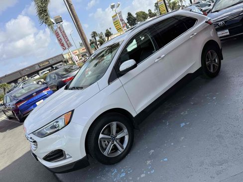 Used 2019 Ford Edge SEL w/ Equipment Group 201A image 17