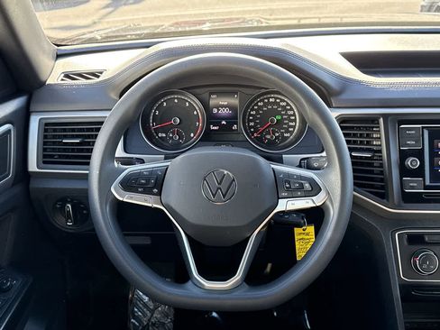 Used 2020 Volkswagen Atlas Cross Sport S image 16