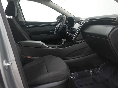 Used 2023 Hyundai Tucson SE w/ Cargo Package image 12