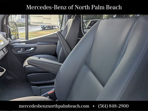 New 2026 Mercedes-Benz Sprinter 2500 image 8