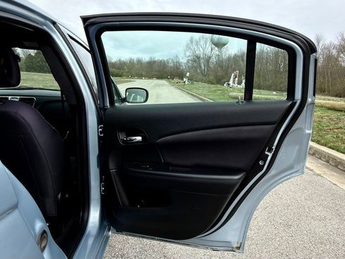 Used 2014 Chrysler 200 LX FWD image 24