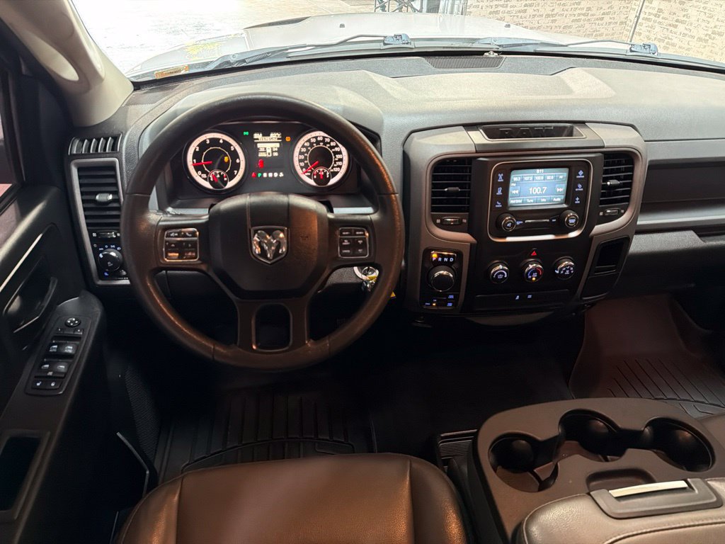 Used 2019 RAM 1500 Express AWD/4WD image 16