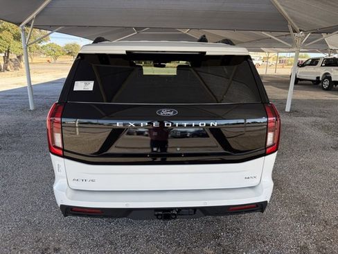 New 2025 Ford Expedition Max Active image 7