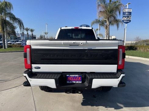 New 2026 Ford F250 Platinum image 4