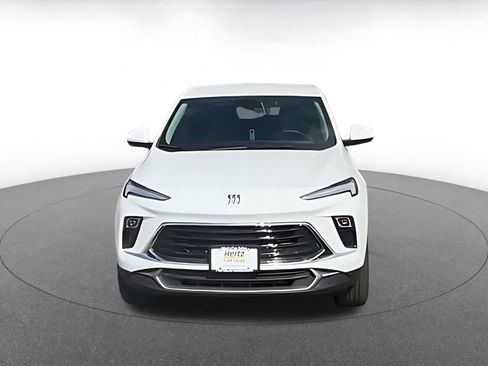 Used 2025 Buick Encore GX Preferred AWD/4WD image 4