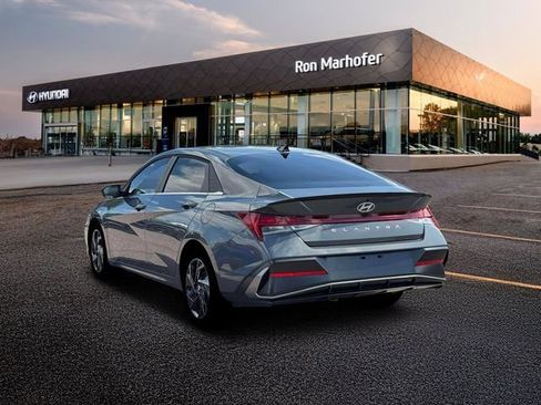 New 2026 Hyundai Elantra SEL Sport Premium FWD image 5