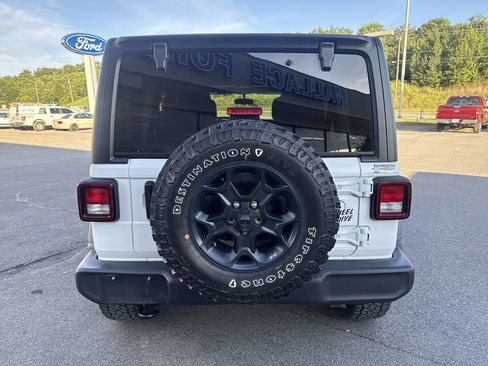 Used 2023 Jeep Wrangler Unlimited Sport AWD/4WD image 5