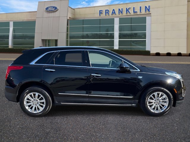 Used 2017 Cadillac XT5 FWD image 8