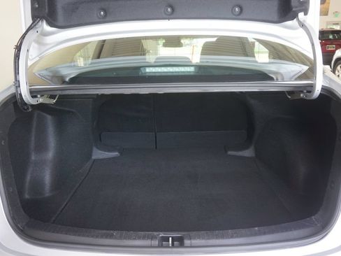 Used 2024 Toyota Corolla LE FWD image 15