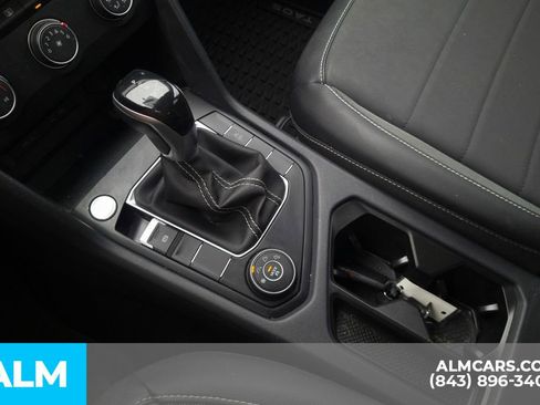 Used 2022 Volkswagen Taos SE image 27