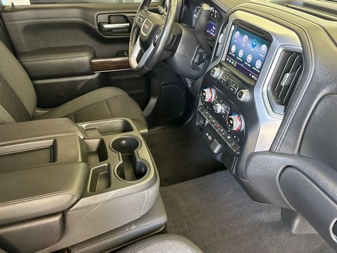 Used 2020 GMC Sierra 1500 Elevation w/ Elevation Value Package AWD/4WD image 16