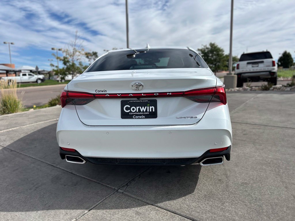 Used 2019 Toyota Avalon Limited w/ Advanced Safety Package FWD image 8