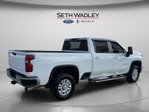 Used 2024 Chevrolet Silverado 2500 LT image 7