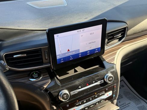 Used 2021 Ford Explorer Limited w/ Hybrid Equipment Group 310A image 24