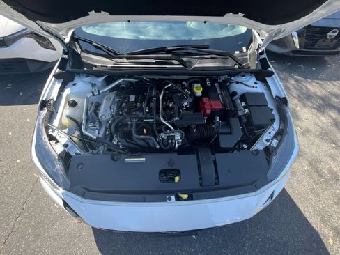 Used 2025 Nissan Sentra SV FWD image 30