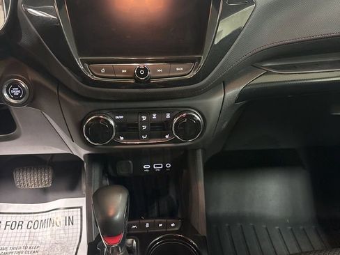 Used 2023 Chevrolet TrailBlazer RS w/ Convenience Package image 12