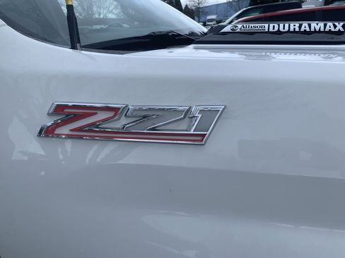 Used 2023 Chevrolet Silverado 2500 LT w/ Convenience Package image 8