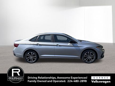 New 2025 Volkswagen Jetta Sport image 11