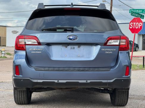Used 2017 Subaru Outback 3.6R Limited AWD/4WD image 6