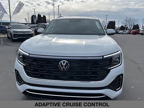 New 2026 Volkswagen Atlas SEL Premium R-Line image 13