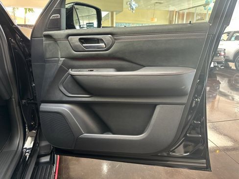New 2026 Nissan Armada NISMO AWD/4WD image 14