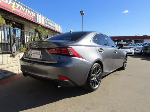 Used 2014 Lexus IS 250 image 4