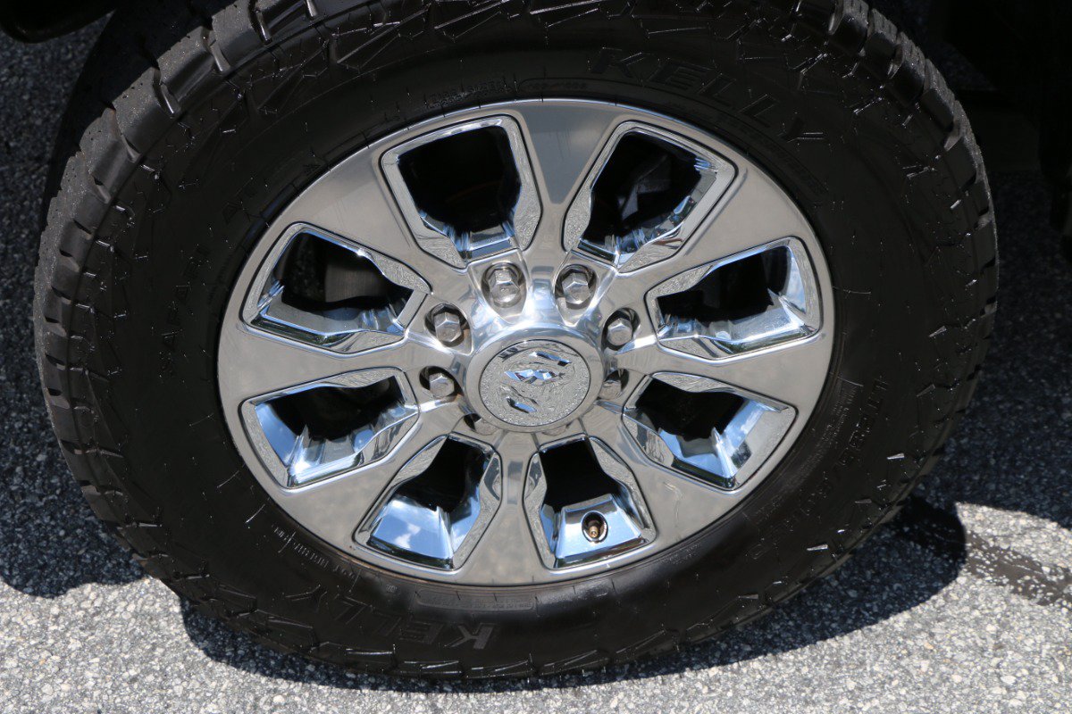 Used 2023 RAM 2500 Limited AWD/4WD image 14