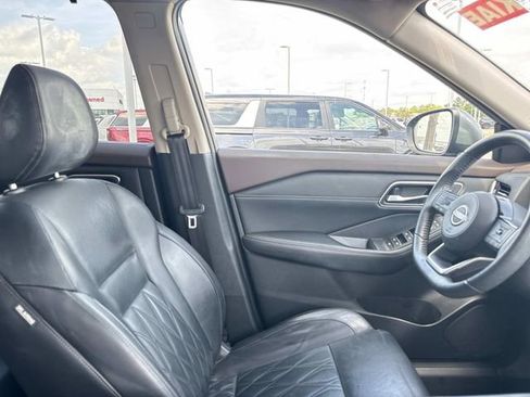 Used 2023 Nissan Rogue Platinum w/ Platinum Premium Package FWD image 18