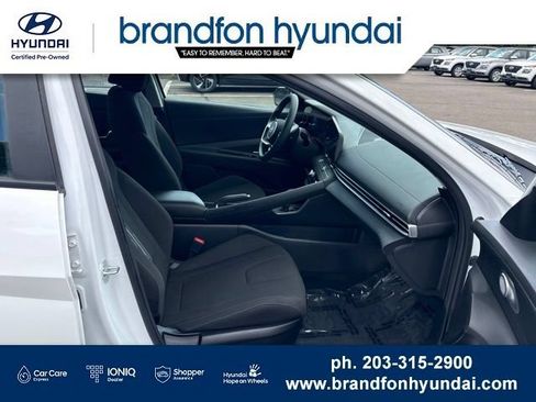 Certified 2024 Hyundai Elantra SEL FWD image 27