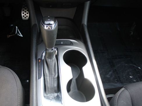 Used 2017 Chevrolet Malibu LS image 21