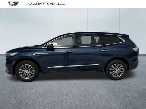 Used 2022 Buick Enclave Essence image 5