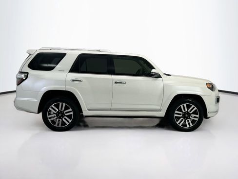 Used 2016 Toyota 4Runner Limited AWD/4WD image 4