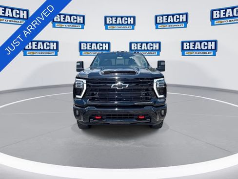 New 2026 Chevrolet Silverado 2500 LTZ w/ LTZ Plus Package AWD/4WD image 3