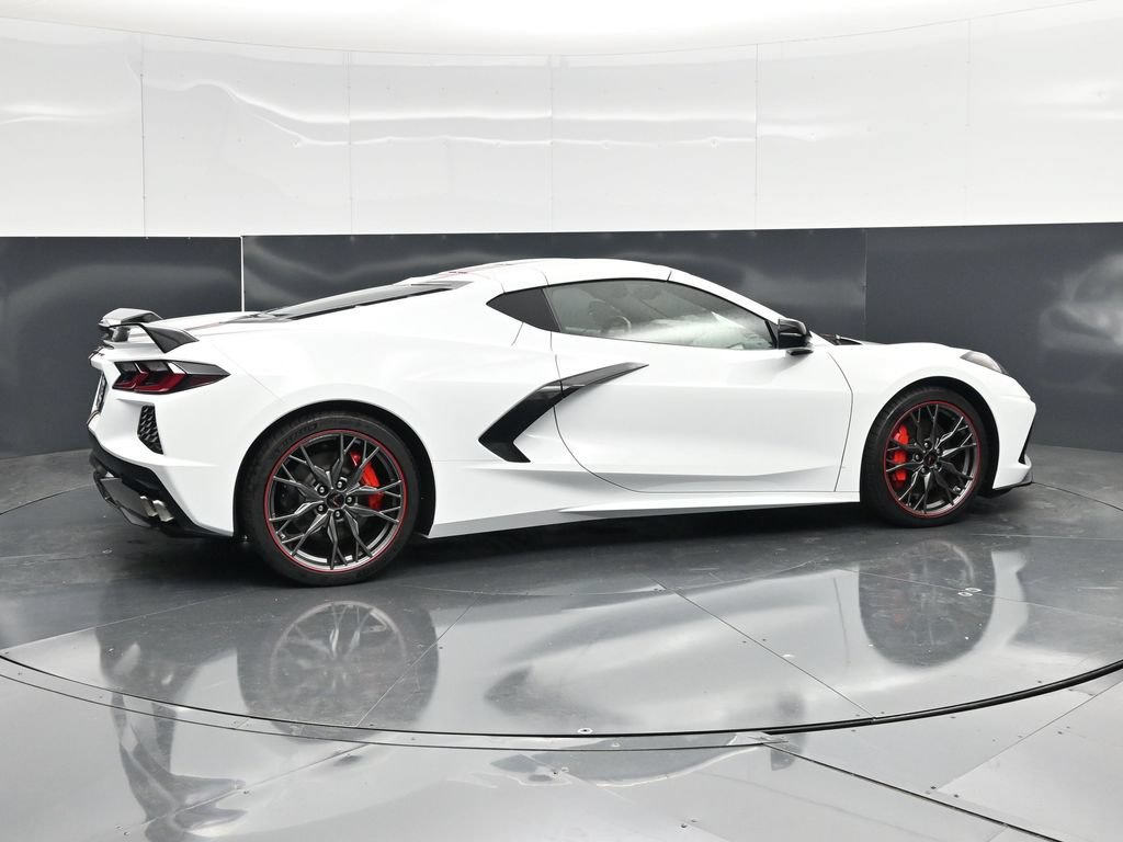 Used 2023 Chevrolet Corvette Stingray Premium Cpe w/ Z51 Performance Package RWD image 2
