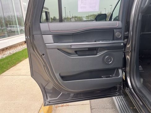 Used 2022 Ford Expedition Max Limited AWD/4WD image 16