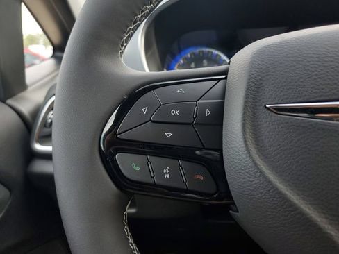 New 2026 Chrysler Pacifica Limited w/ S Appearance Package FWD image 24