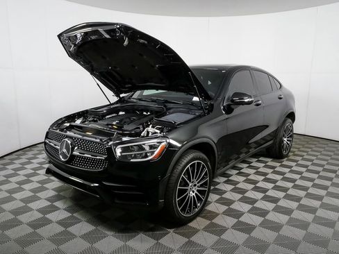 Used 2022 Mercedes-Benz GLC 300 4MATIC Coupe image 32