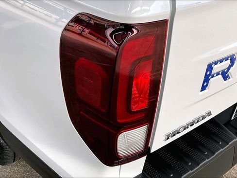 Certified 2024 Honda Ridgeline RTL image 28