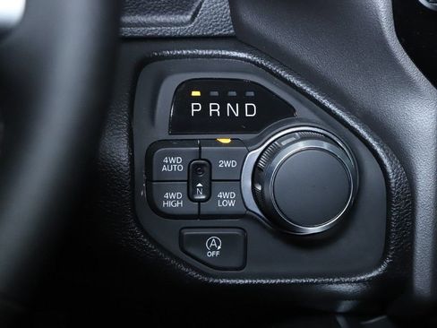 Used 2025 RAM 1500 Big Horn AWD/4WD image 26