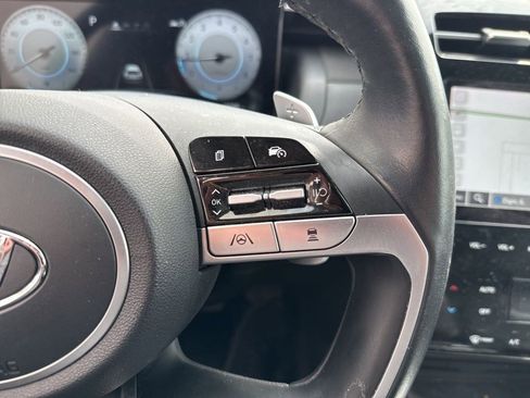Used 2022 Hyundai Tucson Limited image 17