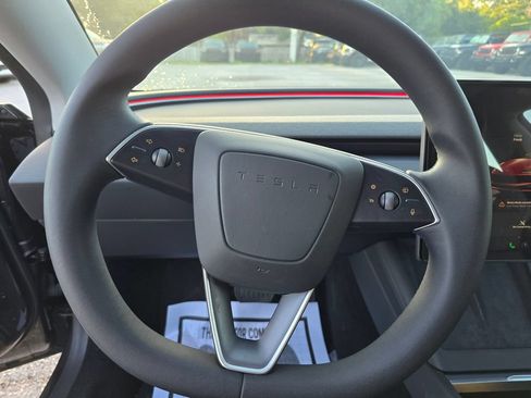 Used 2025 Tesla Model 3 Long Range RWD image 23