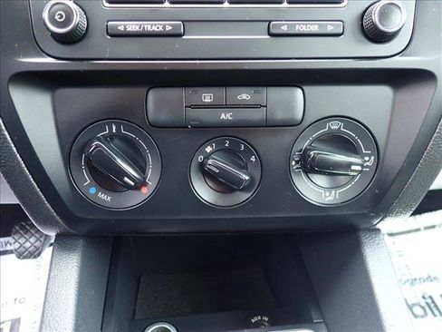 Used 2015 Volkswagen Jetta S FWD image 16