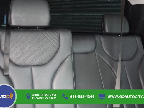 Used 2023 Hyundai Palisade SEL FWD image 15