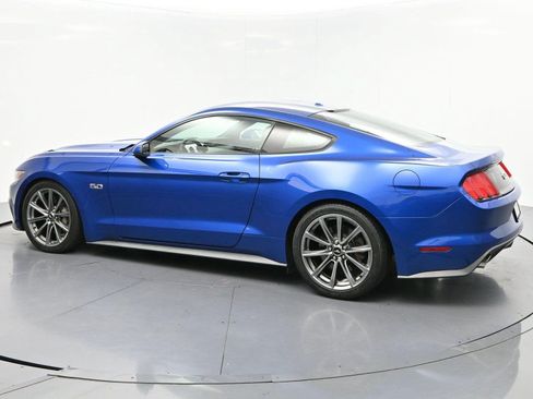 Used 2017 Ford Mustang GT Premium RWD image 5