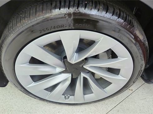 Used 2026 Tesla Model Y Long Range image 56