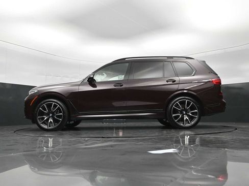 Used 2021 BMW X7 xDrive40i w/ M Sport Package AWD/4WD image 33